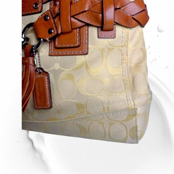 COACH Hamptons Satchel in signature yellow with tassel - Picture 10 of 13